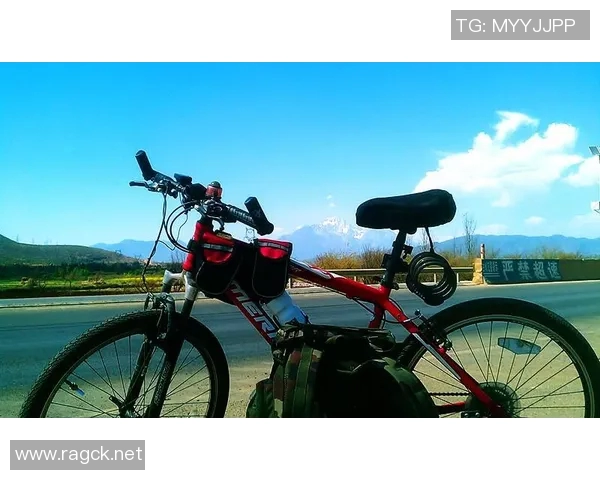 马奎斯与足球明星骑行探险共度美好时光的精彩故事