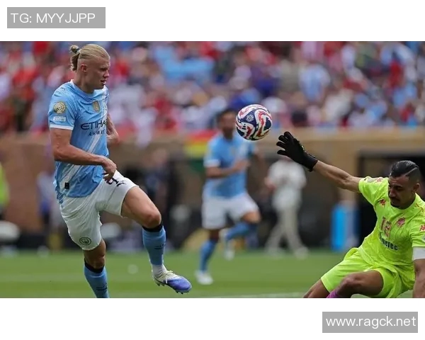 世界第80名足球明星的崛起与挑战揭秘他如何在竞争激烈的赛场上脱颖而出